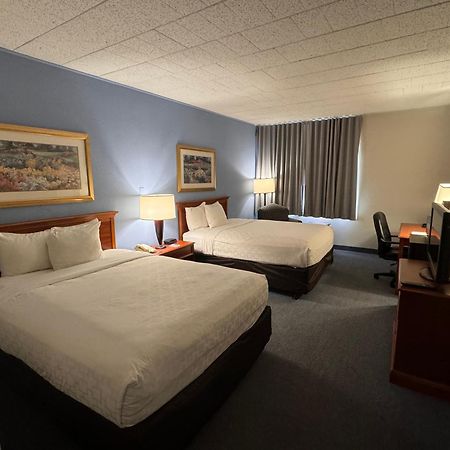 Clarion Inn Frederick Event Center Bagian luar foto