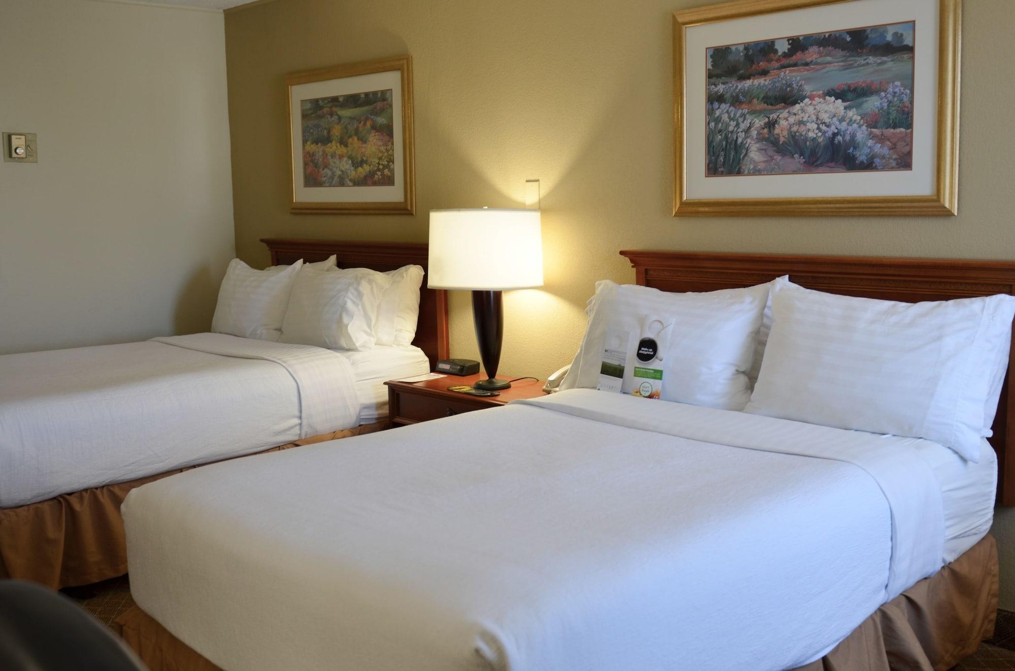 Clarion Inn Frederick Event Center Bagian luar foto