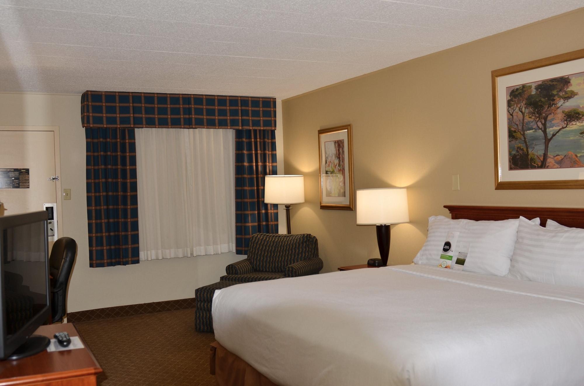 Clarion Inn Frederick Event Center Bagian luar foto
