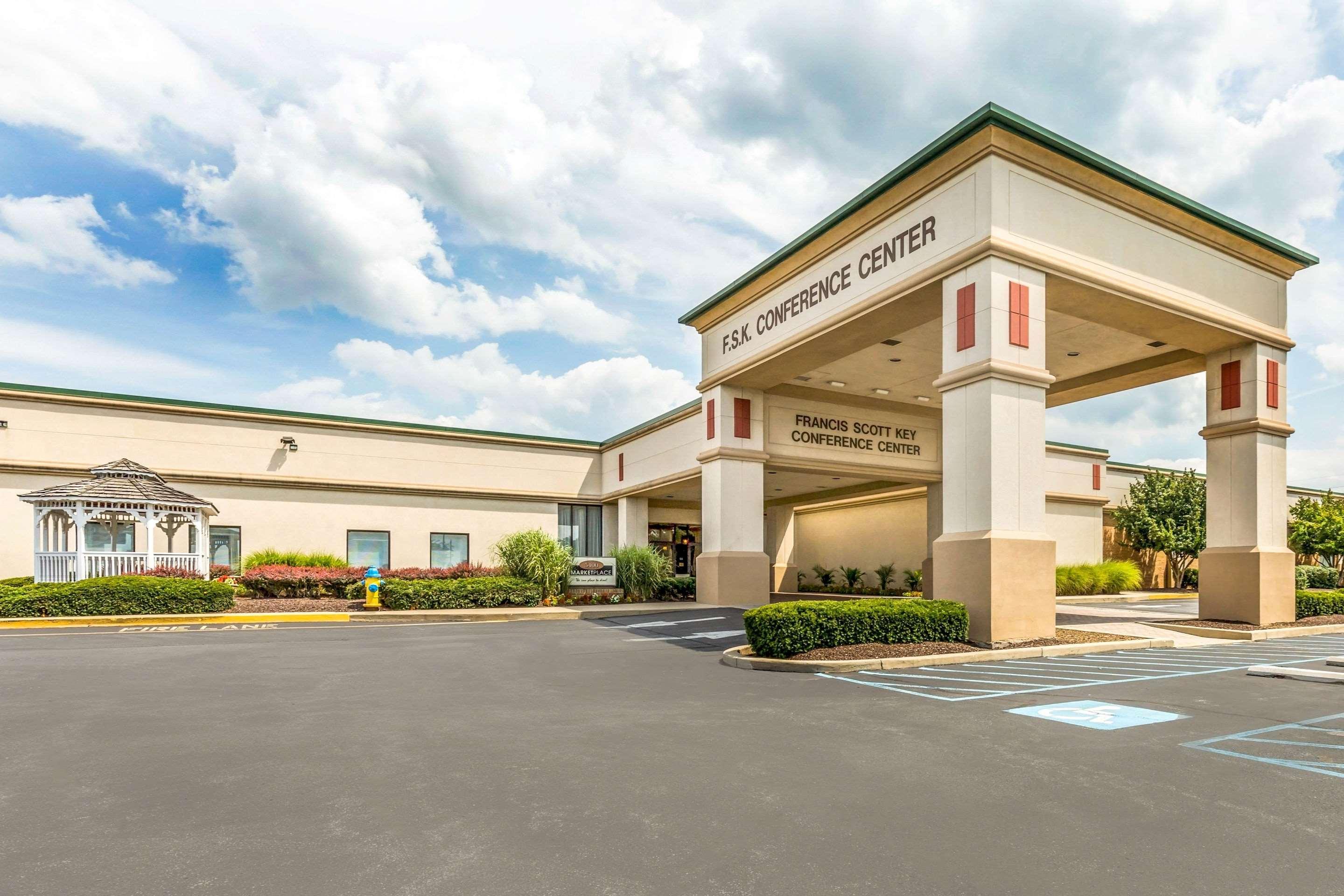 Clarion Inn Frederick Event Center Bagian luar foto
