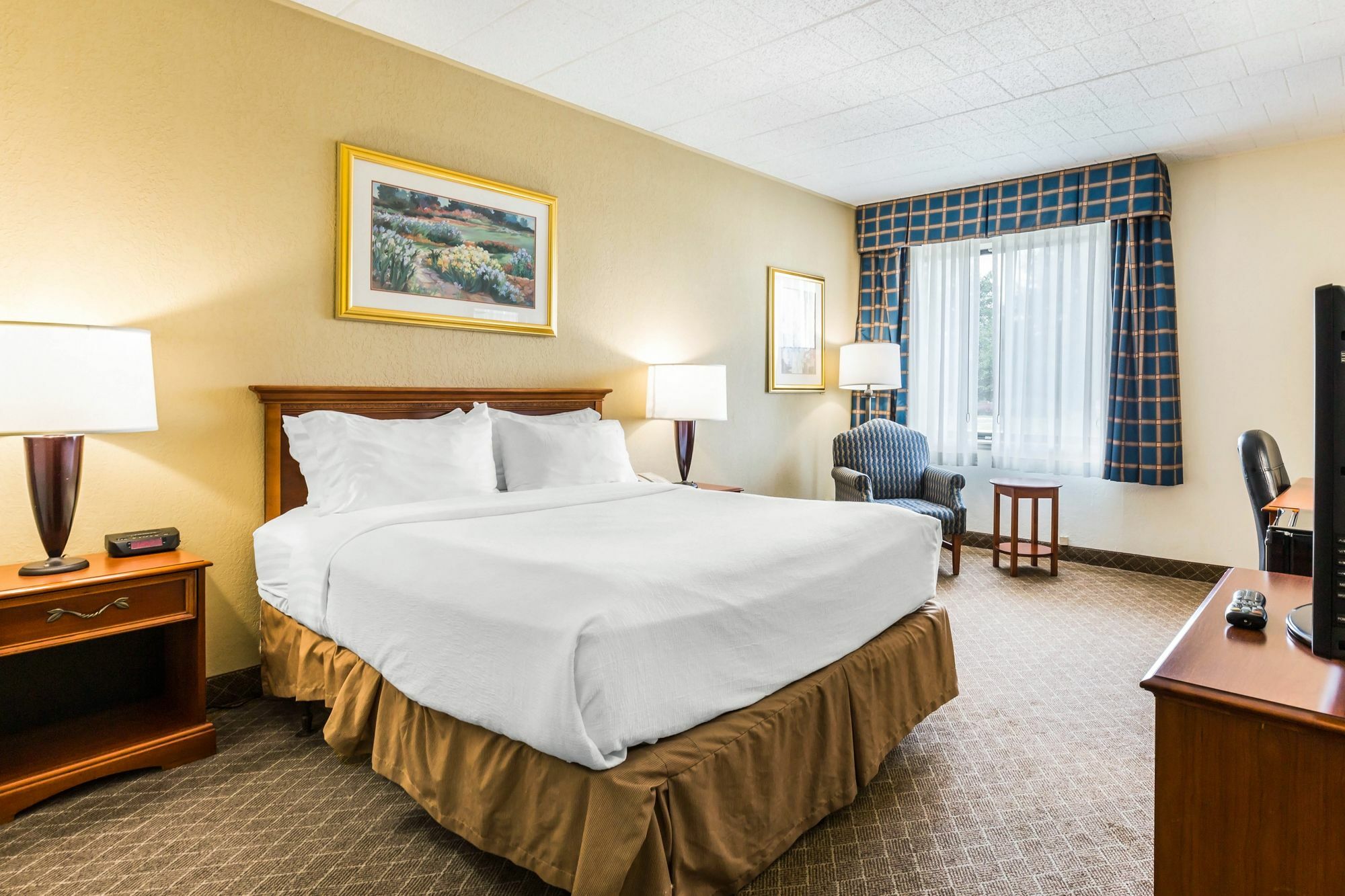 Clarion Inn Frederick Event Center Bagian luar foto