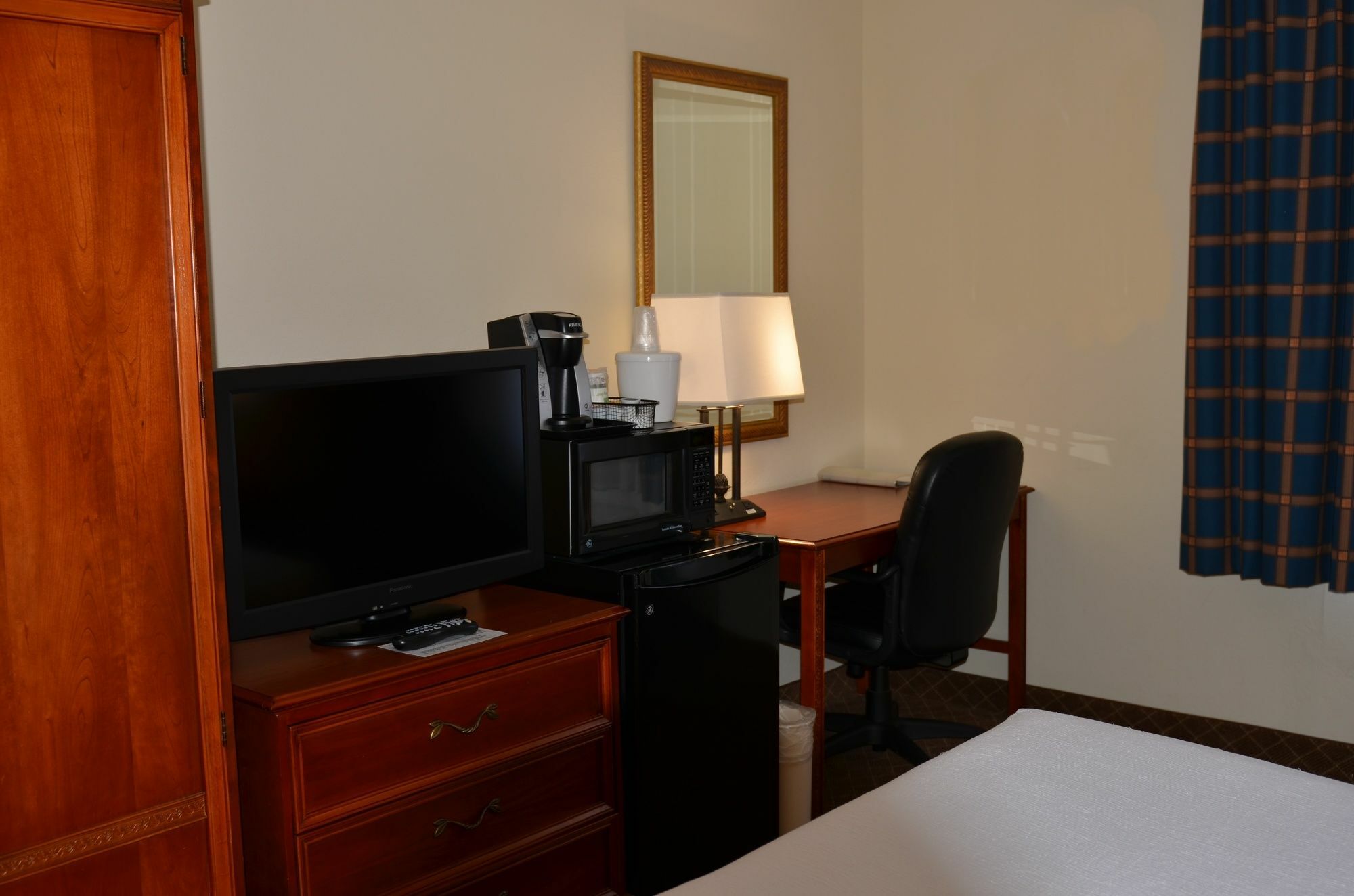 Clarion Inn Frederick Event Center Bagian luar foto